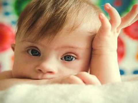 CÁC CĂN BỆNH CHA MẸ SẼ DI TRUYỀN CHO CON CÁI?